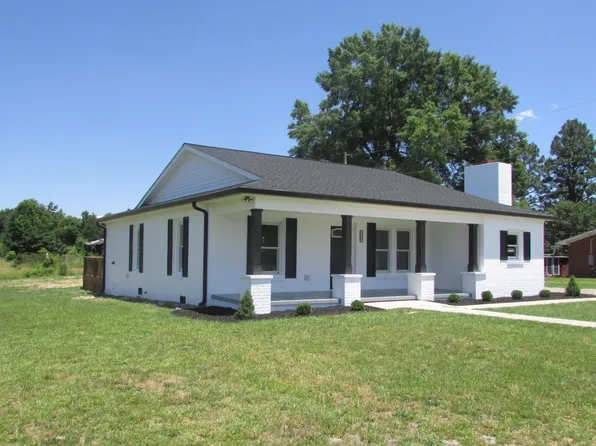 1345 Darius Pearce Rd, Youngsville, NC 27596