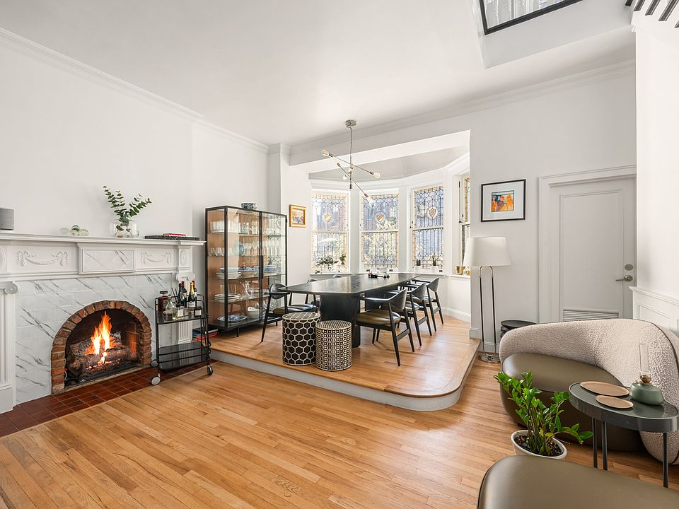 1st image of 31 W 87th St APT 2