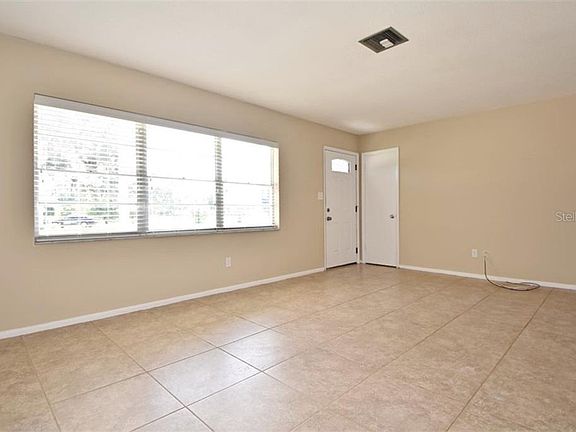 3rd image of 430 S Sunset Dr