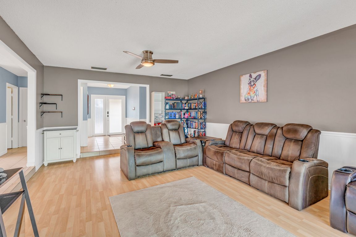 next background image