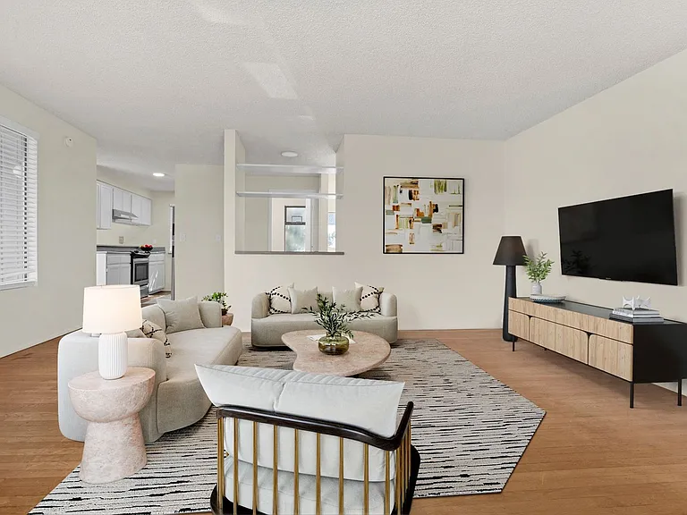 11323 Rainier Ave S — Photo 2