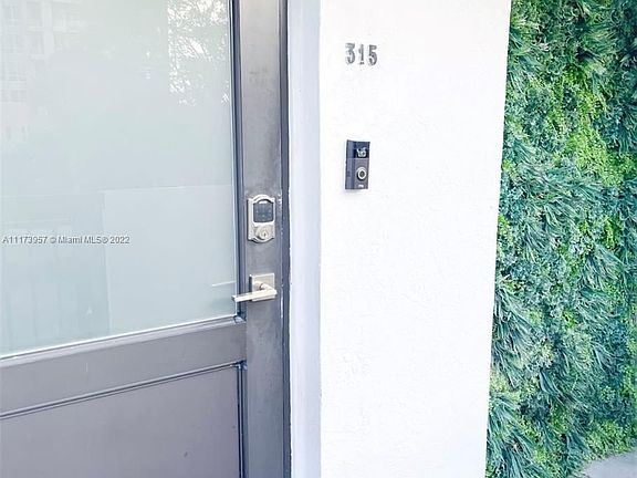 3rd image of 6901 Edgewater Dr APT 315