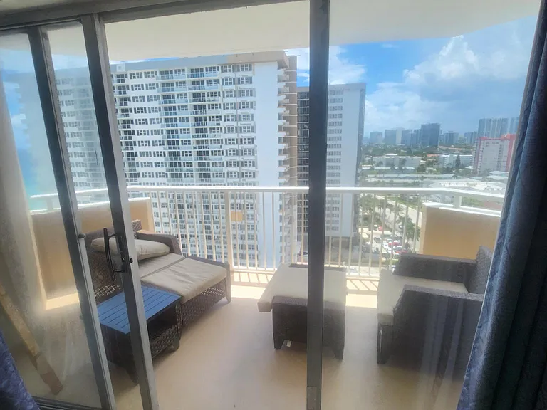 1980 S Ocean Dr #17 — Photo 19