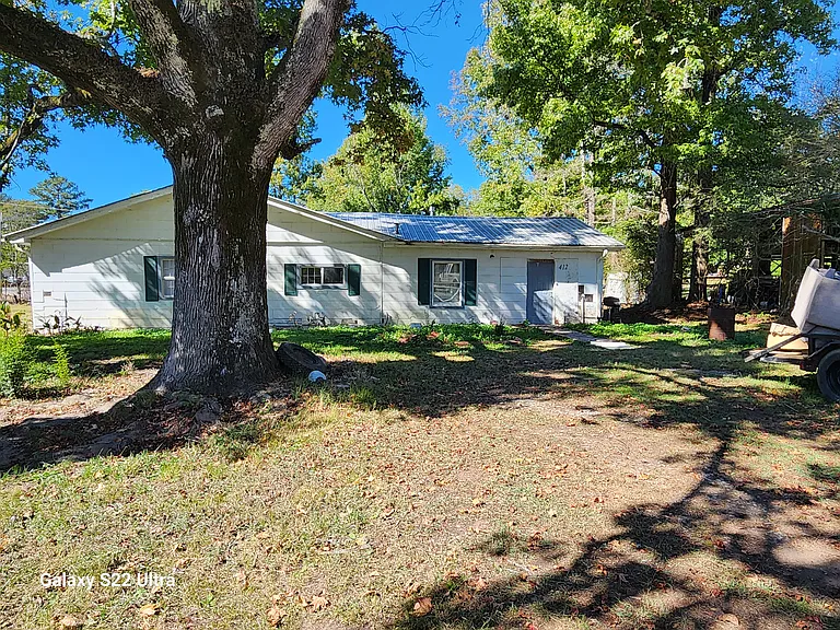 412 Bishop Cir — Photo 16