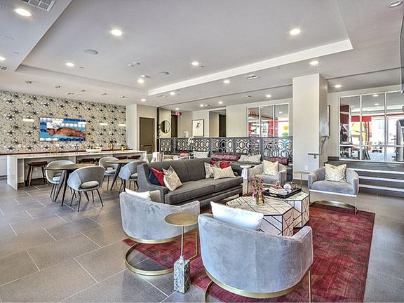 Clubhouse 2