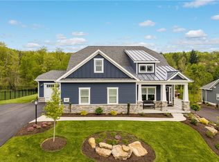490 Harvest View Dr, Venetia, PA 15367