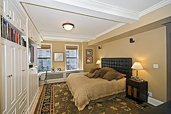 Sold by Fox Residential Group | media 4