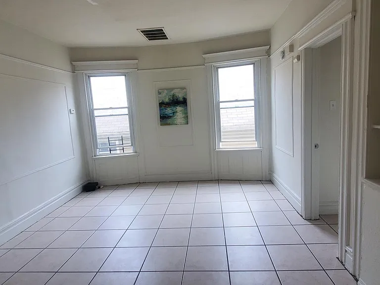 655 S 18th St — Photo 3