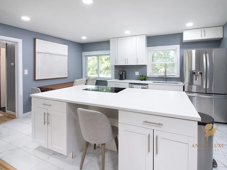 826 Michelson Rd — Photo 4