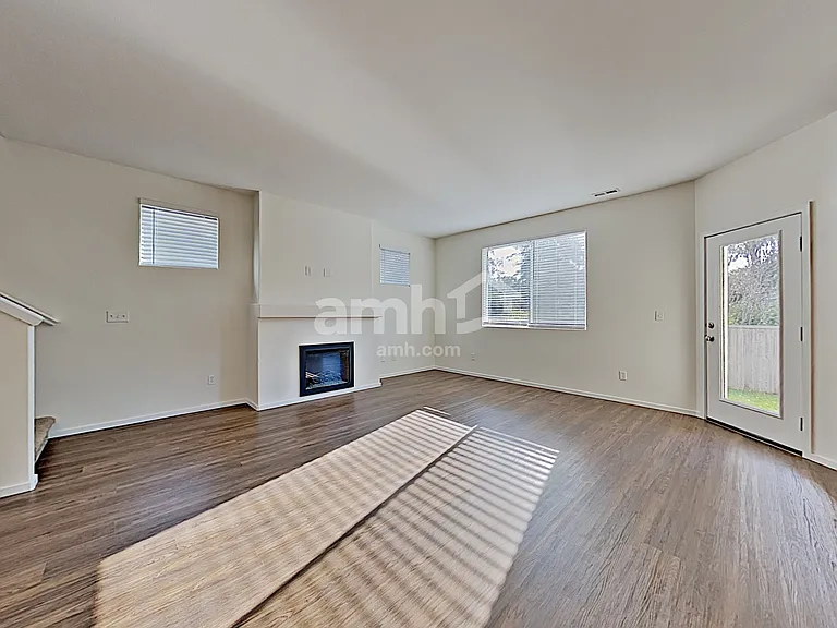 20510 5th Avenue Ct E — Photo 6