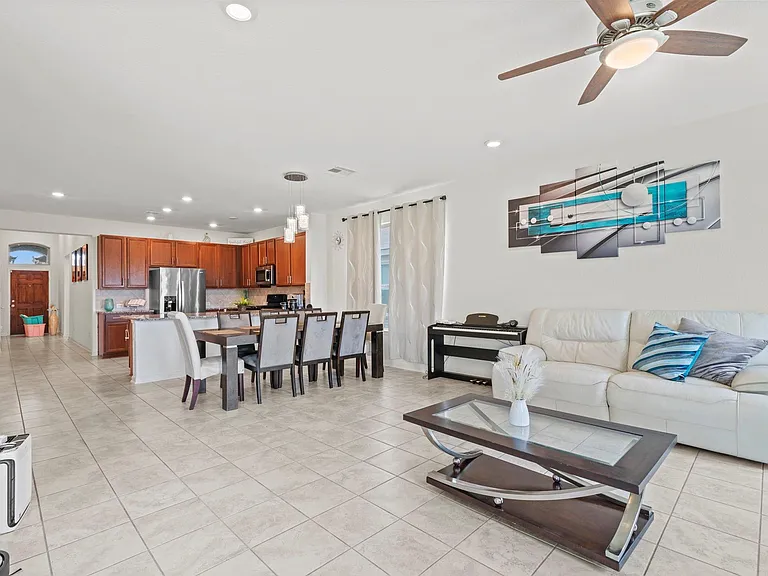 1710 Cheshire Creek Ln — Photo 5
