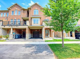 25 Haymarket Dr, Brampton, ON L7A5C3