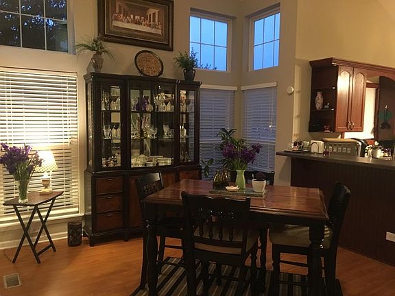 4th image of 1009 N Camden Ln