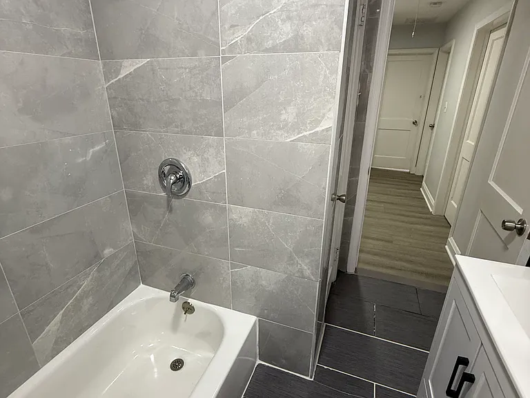 4 Winthrop Ct — Photo 13