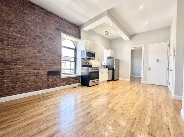233 Eldert Street image 1 of 9