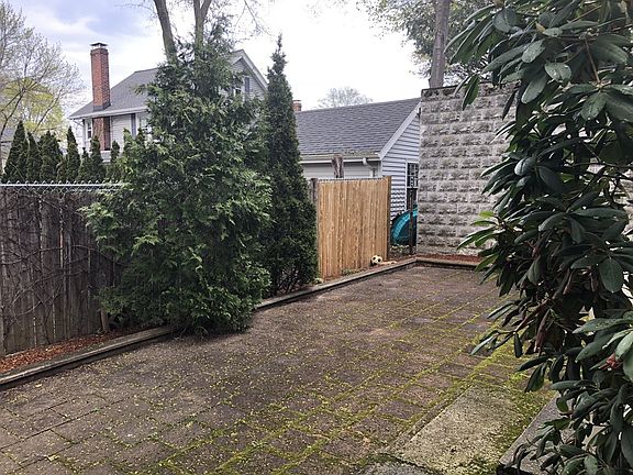 4th image of 24 Warwick Rd