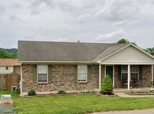 10506 Pebblestone Cir, Louisville, KY 40229