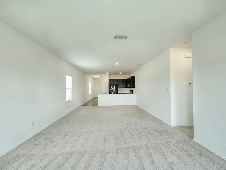 1123 Catfish Ln — Photo 4