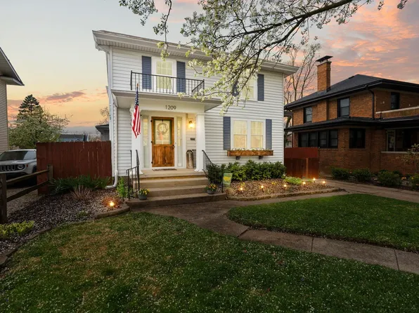 1209 Kensington Blvd, Fort Wayne, IN 46805