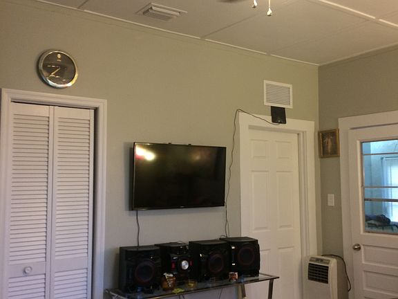 2nd image of 731 Tuscaloosa St