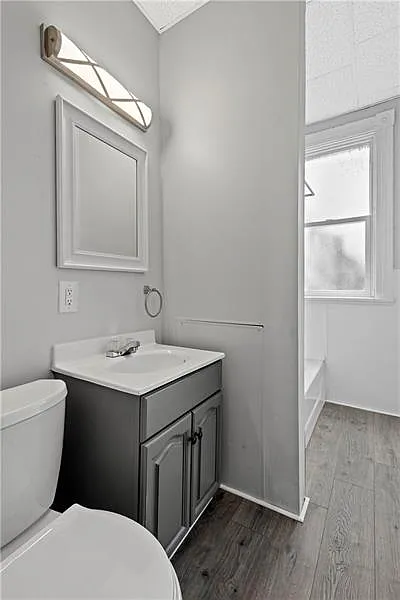 404-406 Boggs Avenue - 406-1 — Photo 4