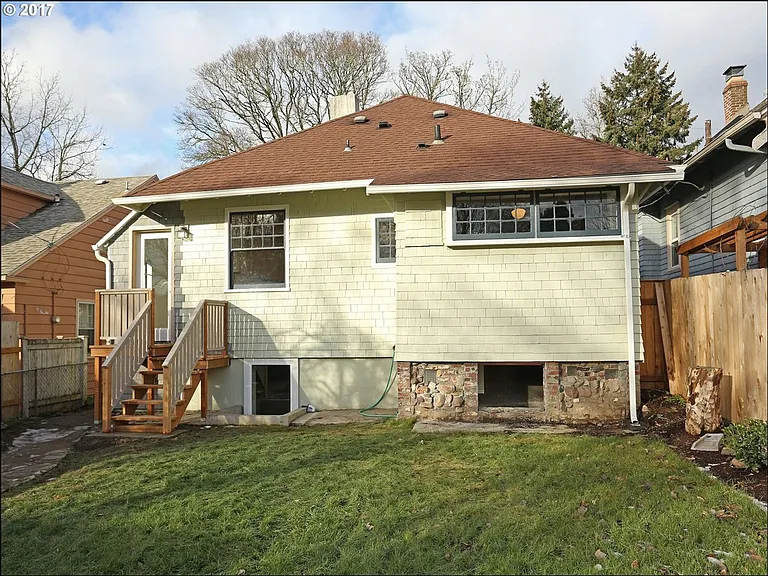 3314 SE Brooklyn St — Photo 31
