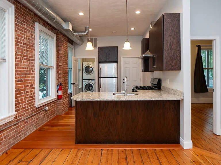 75 Governor St #1 — Photo 6