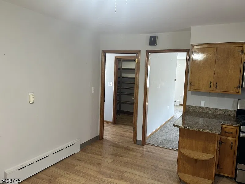 2 bed, 1.0 bath, $2,300 — Photo 4
