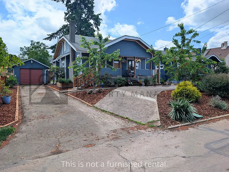 3308 N Terry St — Photo 2