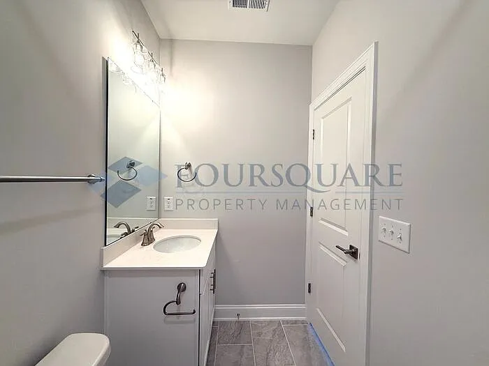 8156 Baronleigh Ln — Photo 63