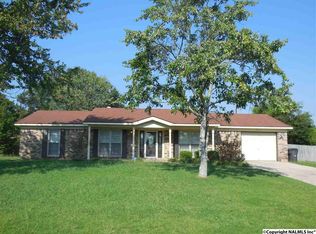 919 Hillwood Dr SW, Decatur, AL 35601