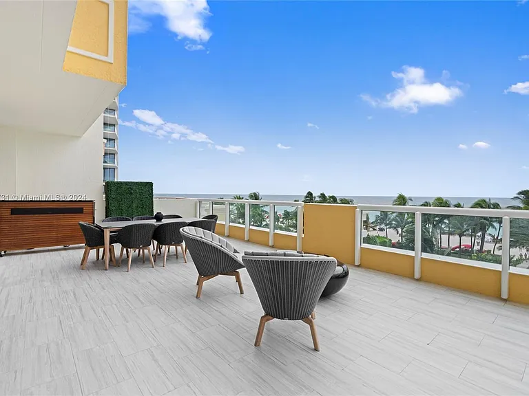 17875 Collins Ave #502 — Photo 3
