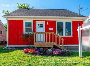 78 Grass Ave #1, Saint Catharines, ON L2R1T1