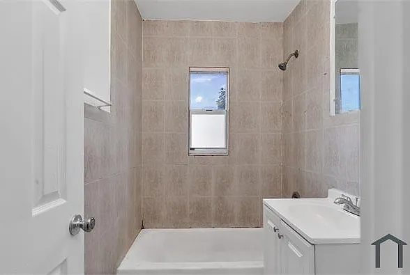 2050 Lincoln Ave #2 — Photo 11