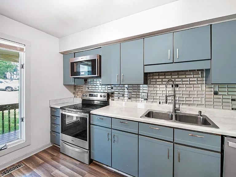 3606 Top Of The Pines Ct — Photo 5