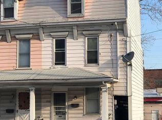 319 E Cumberland St, Lebanon, PA 17042