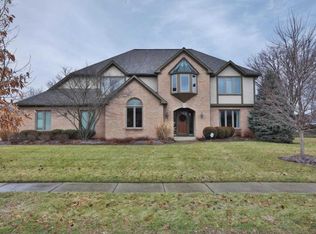 1270 Lochcarren Ct, Columbus, OH 43235