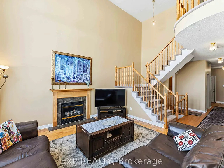118 Finn Ct — Photo 9