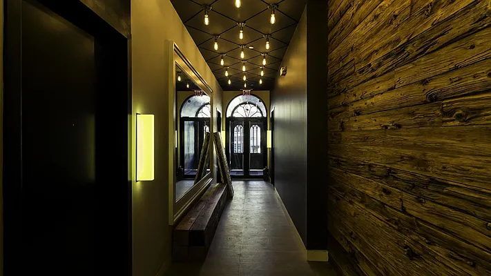 Rented by Nooklyn NYC LLC | media 45