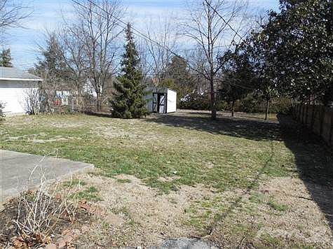 3rd image of 493 Hill N Dale Rd
