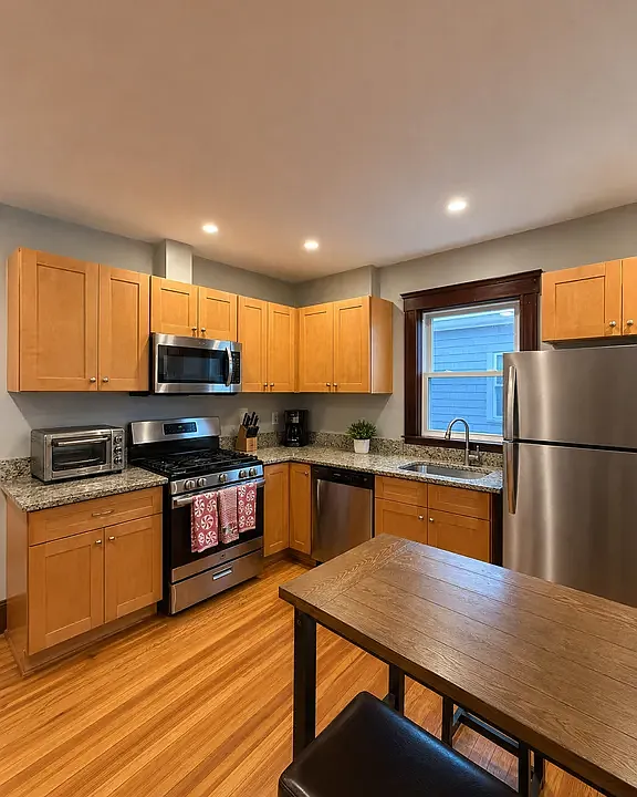 21 Berwick Rd #2