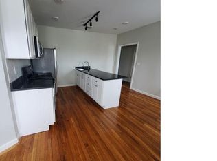 54 Cary Ave APT 7, Chelsea, MA 02150