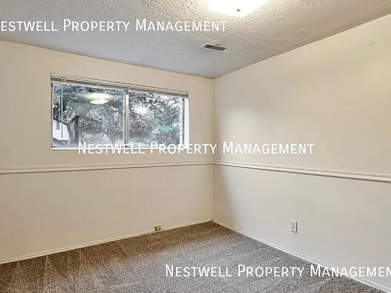 815 E Dusty Rock Pl — Photo 17