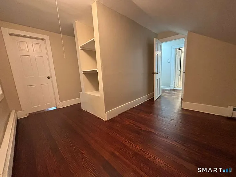 7 Seminary Rd — Photo 11