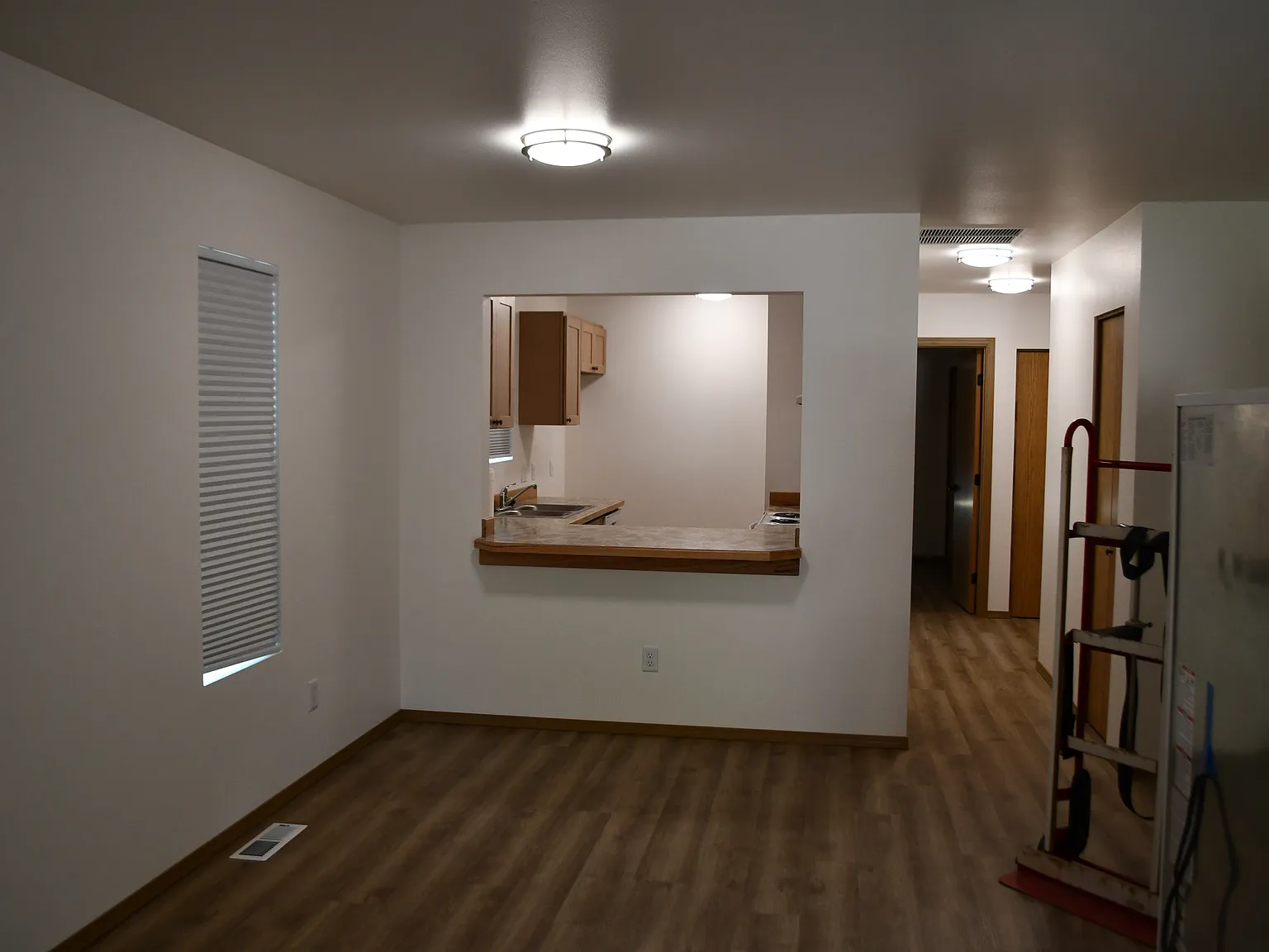 2 bed, 986 sqft, $1,750 — Photo 2