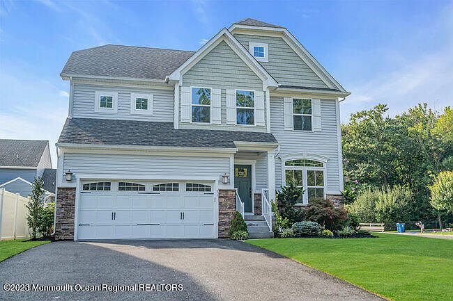 31 Imlay Lane, Farmingdale, NJ 07727 | Zillow