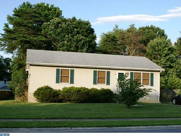 2nd image of 3013 Rosetree Ln