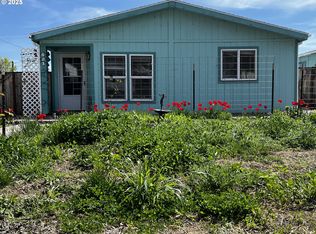 621 Dufur Ave, Maupin, OR