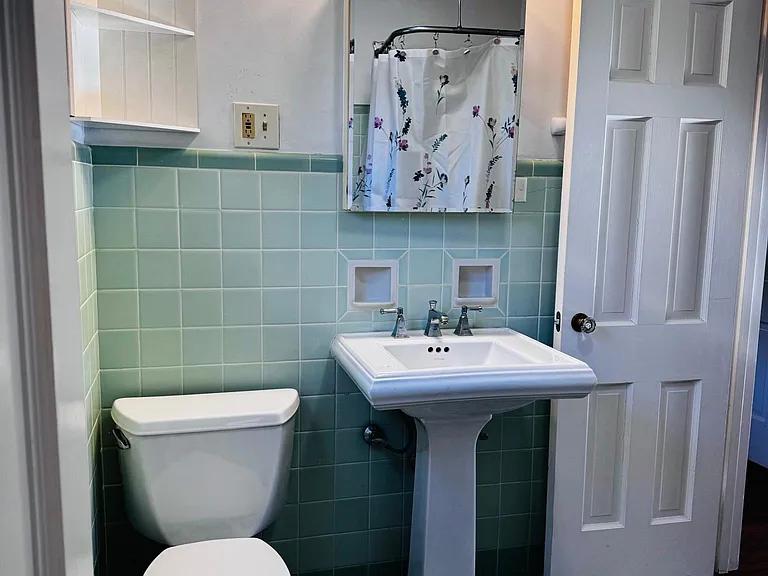 3028 N Bigelow St — Photo 22