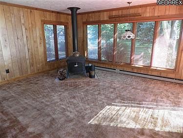 4th image of 528 Orchard Grove Ave